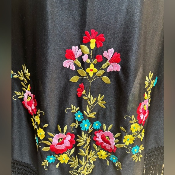 Floral Sarong Embroidered Black Triangle Maxi Shawl Coverup with Fringe Hem - Picture 5 of 12
